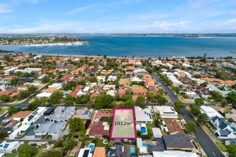 22 Lockhart Street, Como WA 6152
