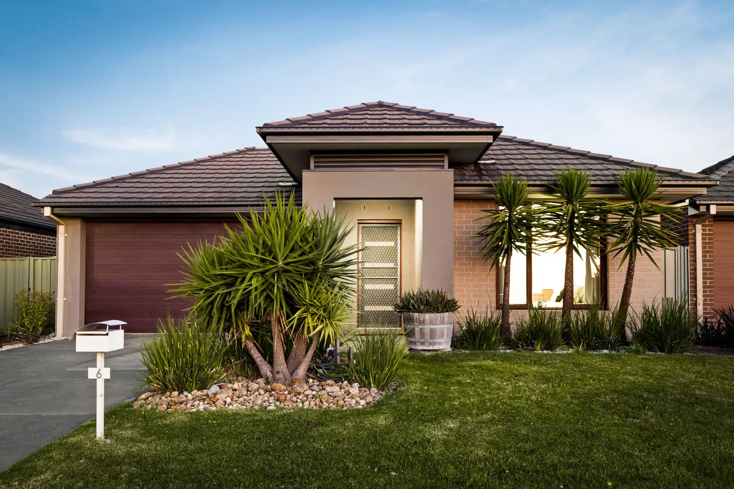 Main view of Homely house listing, 6 Day Lilly Court, Pakenham VIC 3810