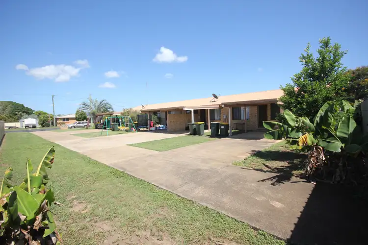Second view of Homely block of units listing, 1-5/4 Novakoski, Kepnock QLD 4670