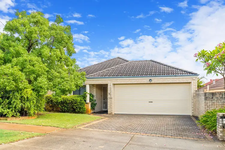 74 Cloister Avenue, Manning WA 6152