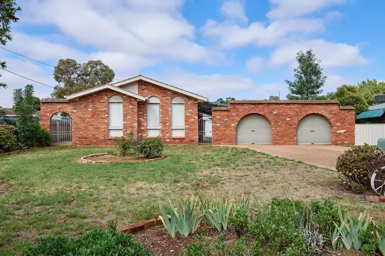 4 Jacaranda Avenue, Coolamon NSW 2701