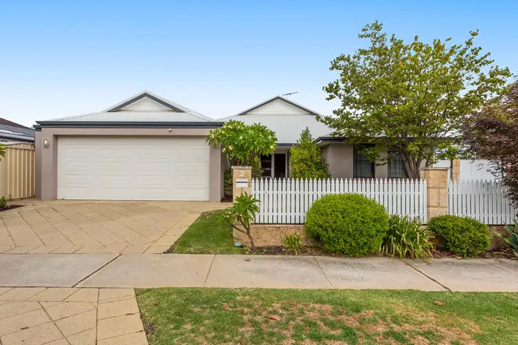 Second view of Homely house listing, 2 Dyer Link, Baldivis WA 6171