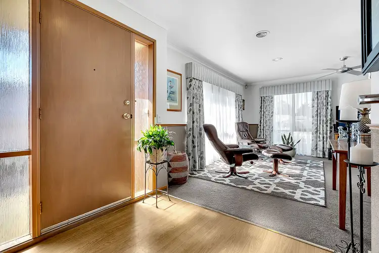 Third view of Homely house listing, 6 Finden Court, Craigieburn VIC 3064