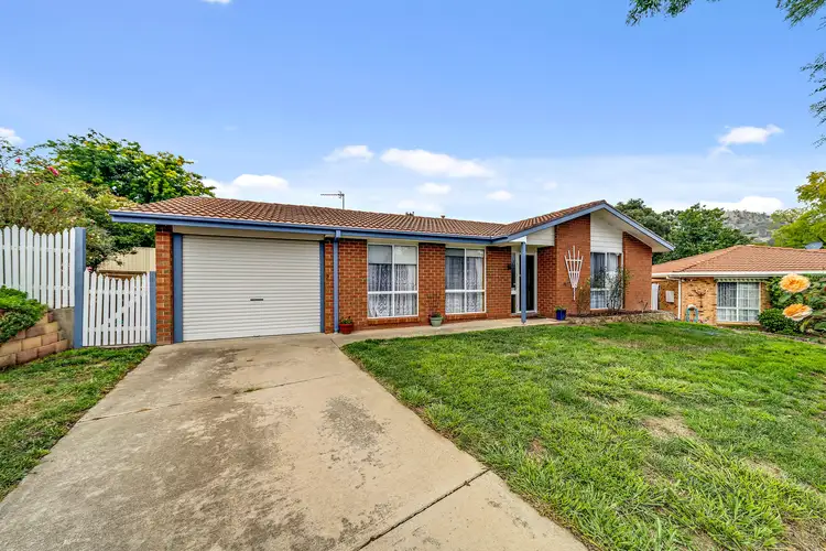7 Fern Place, Banks ACT 2906