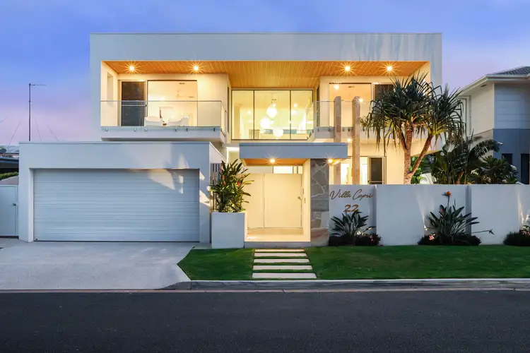 22 Naples Avenue, Isle Of Capri QLD 4217