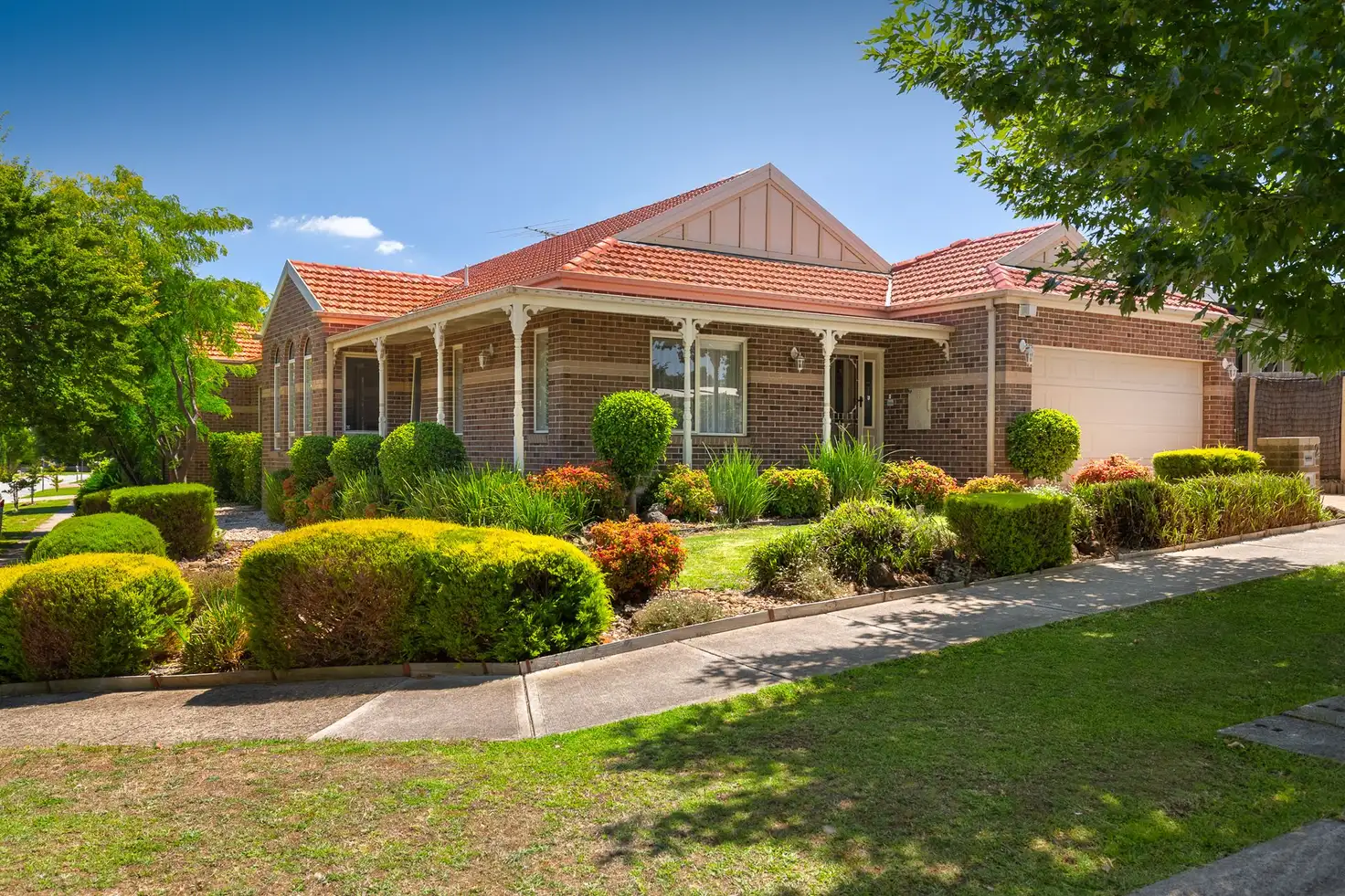 Main view of Homely house listing, 2 Canning Drive, Berwick VIC 3806