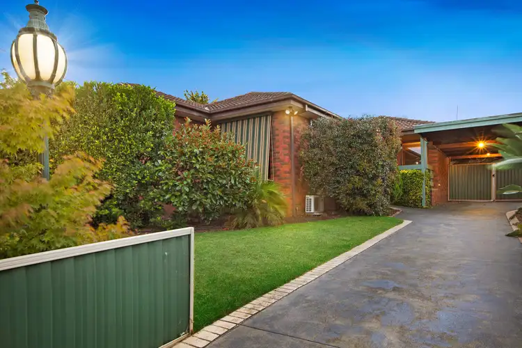 35 Kurrajong Crescent, Watsonia North VIC 3087