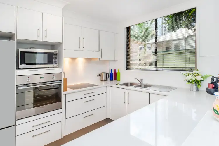 Fourth view of Homely apartment listing, 2/3 Meron Street, Southport QLD 4215