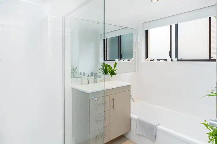 Sixth view of Homely apartment listing, 2/3 Meron Street, Southport QLD 4215