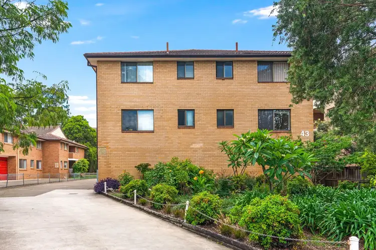 2/43 Victoria Road, Parramatta NSW 2150