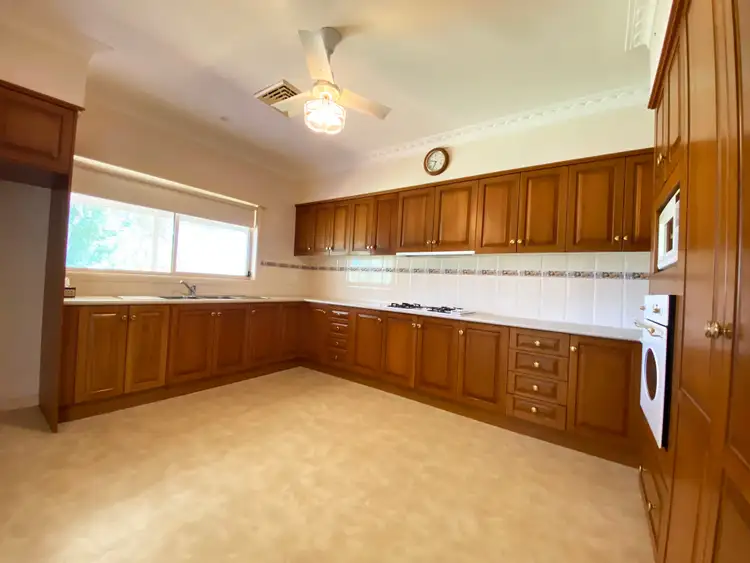 Fifth view of Homely unit listing, 1/3 KOOBA Street, Griffith NSW 2680