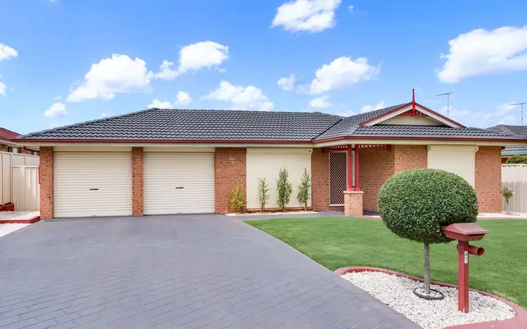 47 Bardolph Avenue, Rosemeadow NSW 2560