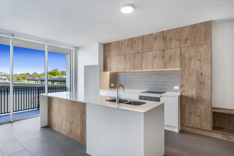 202/32 Glenora Street, Wynnum QLD 4178