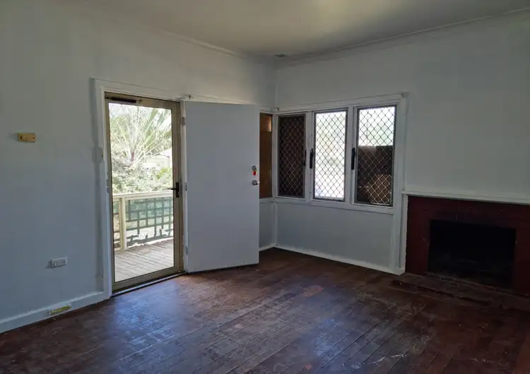 Second view of Homely house listing, 5 Tamar Street, Rangeway WA 6530