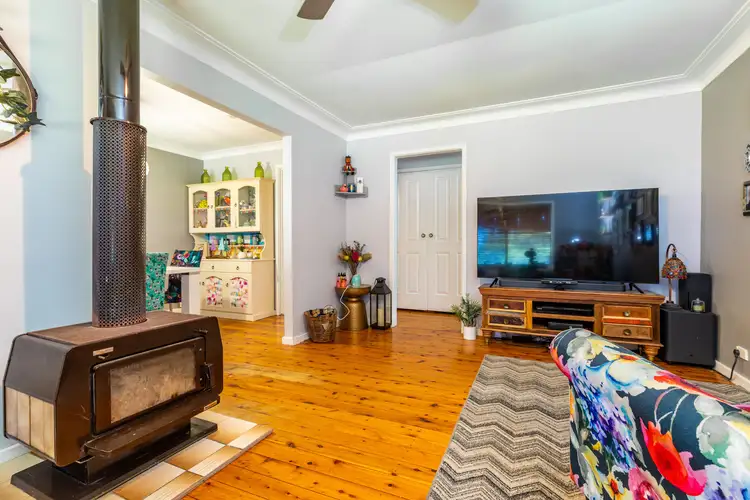 Second view of Homely house listing, 8 Tripp Close, Thornton NSW 2322