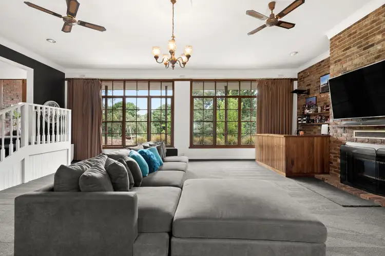 Fifth view of Homely house listing, 2B Charlou Court, Drouin VIC 3818