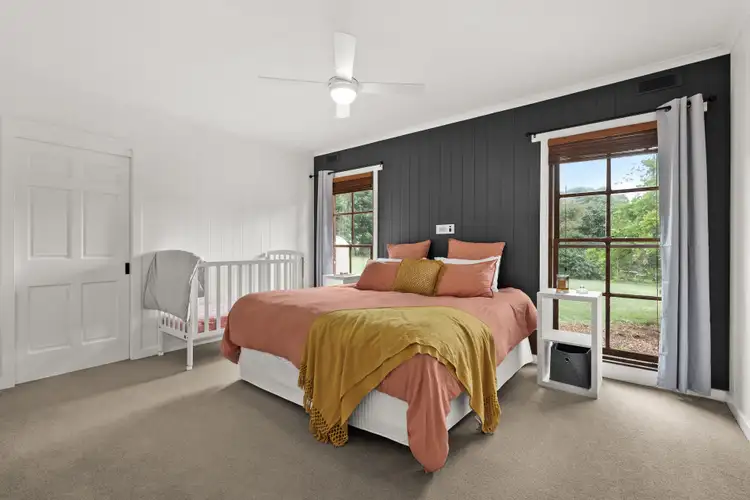 Sixth view of Homely house listing, 2B Charlou Court, Drouin VIC 3818