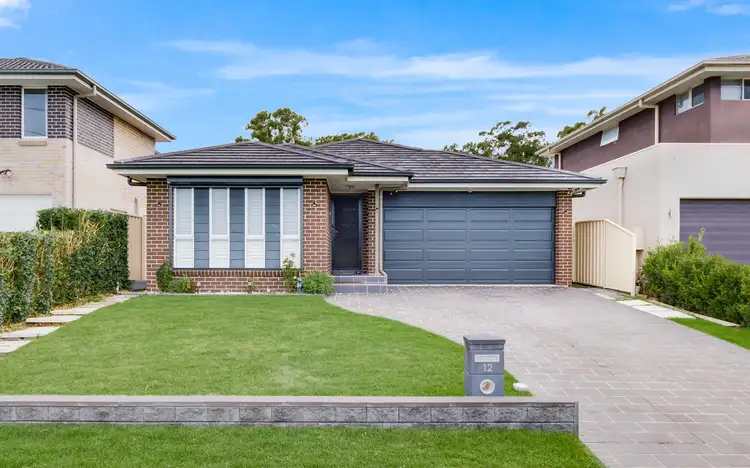 12 Domain Boulevarde, Prestons NSW 2170