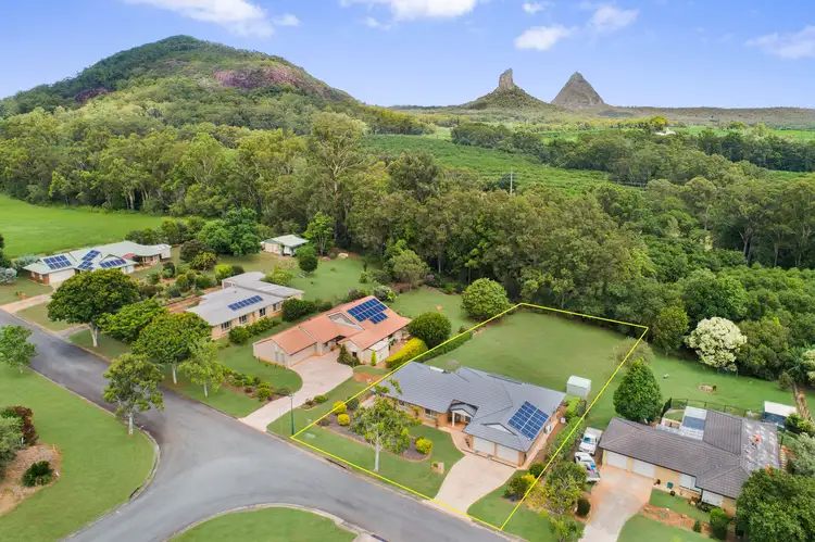 1 Jacaranda Close, Glass House Mountains QLD 4518