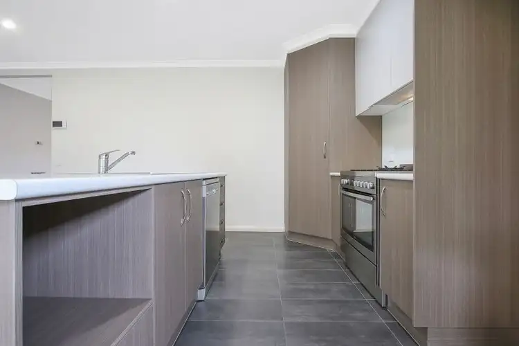Sixth view of Homely house listing, 24 Ruthven Circuit, Wodonga VIC 3690