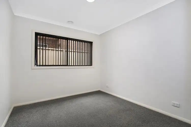 Seventh view of Homely house listing, 24 Ruthven Circuit, Wodonga VIC 3690