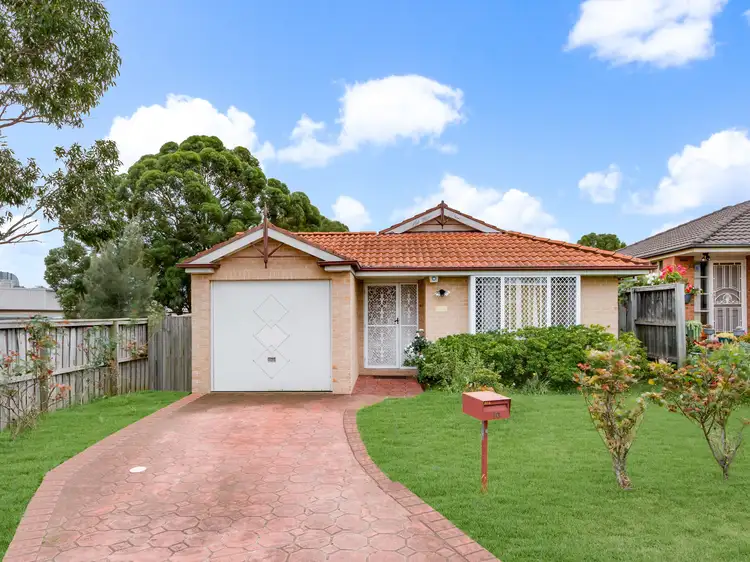 10 Harrison Place, Minto NSW 2566