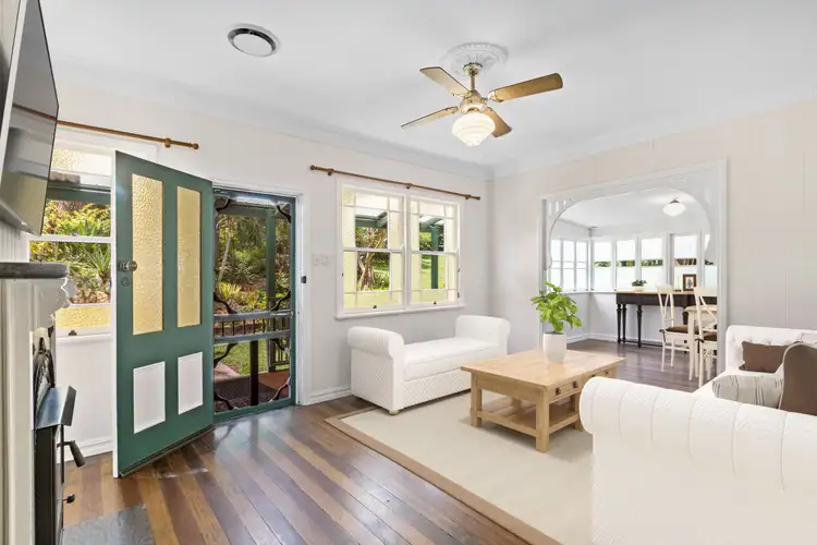 136 Glenview Road, Glenview QLD 4553