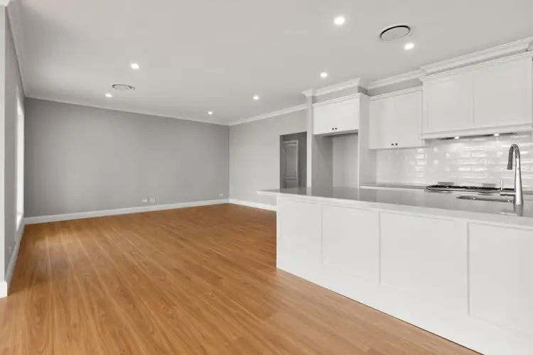 Fourth view of Homely house listing, 5 Ibis Road, Goulburn NSW 2580