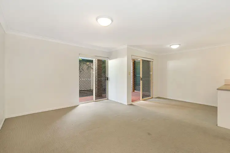 Third view of Homely unit listing, 1/124 Carmody Road, St Lucia QLD 4067