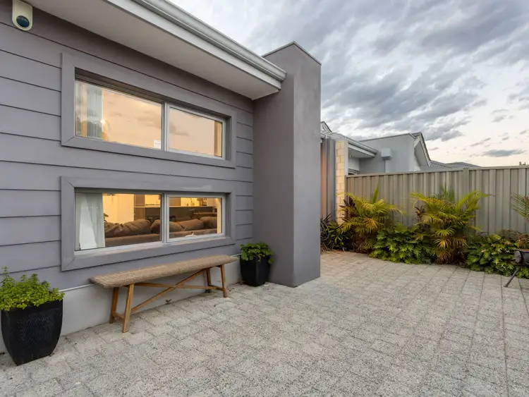16 Woko Lane, Wandi WA 6167