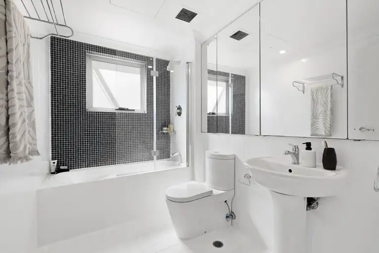 Sixth view of Homely apartment listing, 17/1 Shirley Street, Alexandria NSW 2015