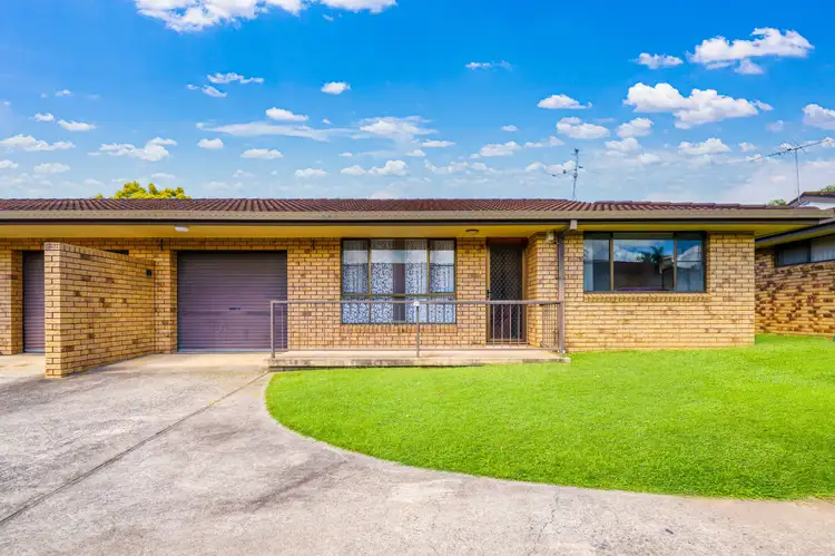 2/4 Richards Close, Grafton NSW 2460