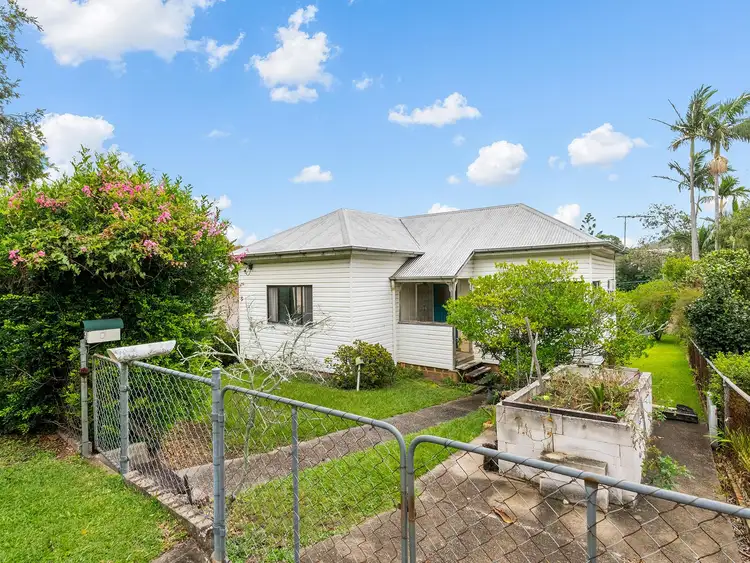 61 Albert Street, Holland Park West QLD 4121