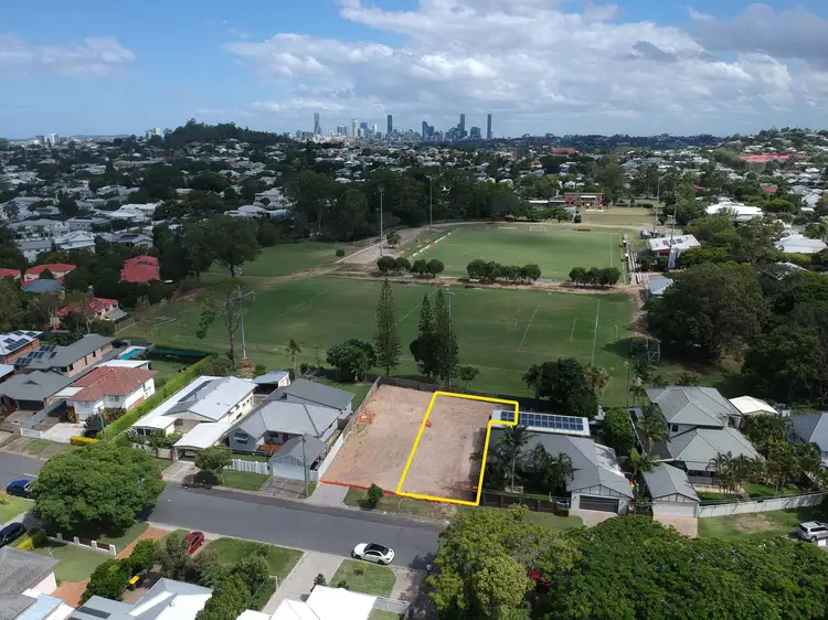 9 Agincourt Street, Grange QLD 4051