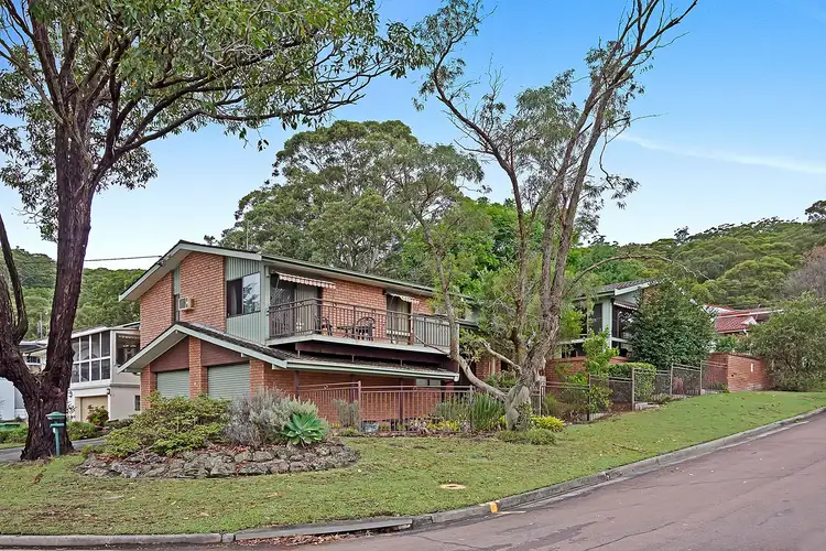 40 Orana Street, Green Point NSW 2251