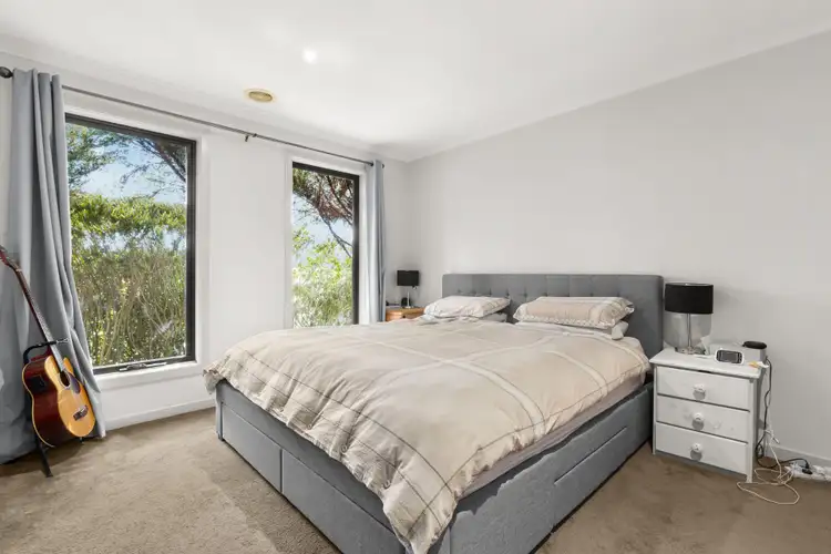 Fifth view of Homely house listing, 5 Rivendale Crescent, Drouin VIC 3818