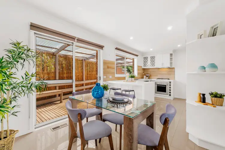 Fifth view of Homely house listing, 2 Streeton Circuit, Mill Park VIC 3082