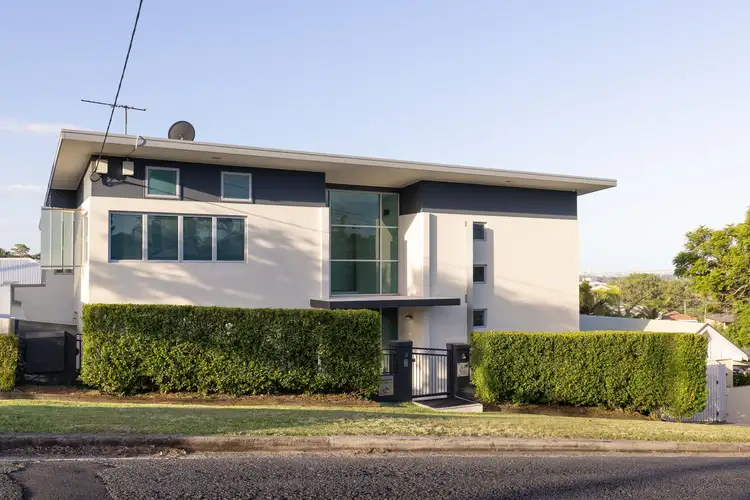 62 Main Avenue, Balmoral QLD 4171