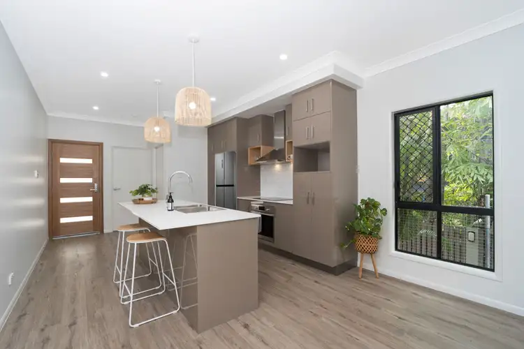 Seventh view of Homely unit listing, 1/379a Stanley Street, North Ward QLD 4810