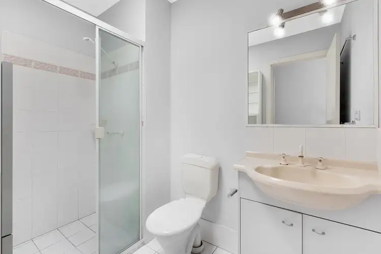 Fifth view of Homely apartment listing, 10/139 Lytton Road  (Cnr Walter Avenue), East Brisbane QLD 4169