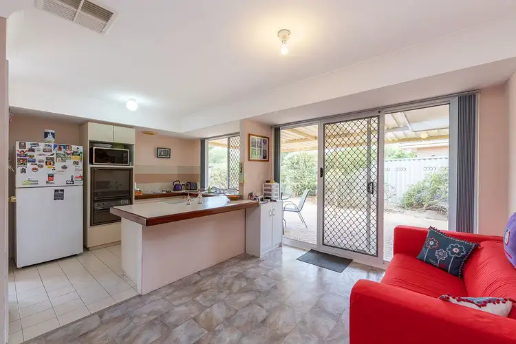 3A Mawi Cove, Marangaroo WA 6064