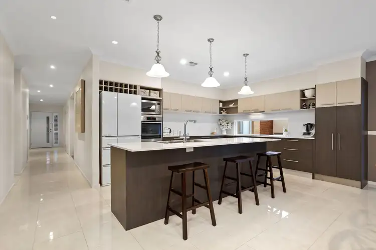 Second view of Homely house listing, 20 Jondarvan Drive, Mernda VIC 3754