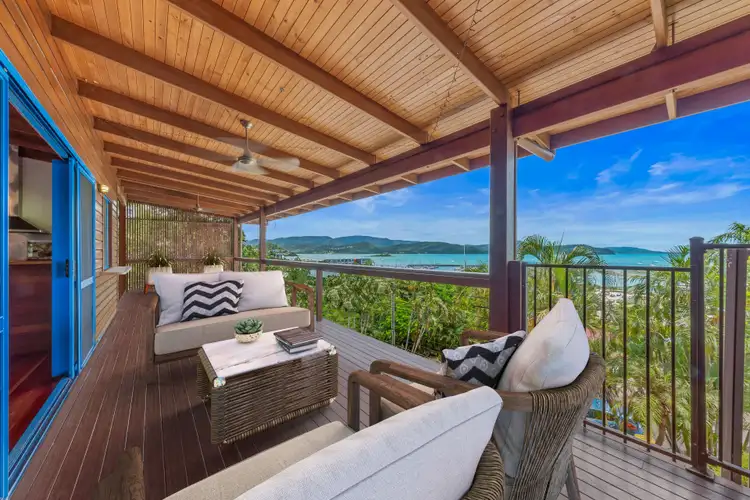 10 Airlie Crescent, Airlie Beach QLD 4802