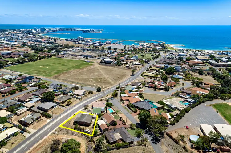 Second view of Homely house listing, 41 Phelps Street, Wonthella WA 6530