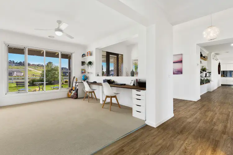 Fifth view of Homely house listing, 6 Ripplebrook Court, Drouin VIC 3818