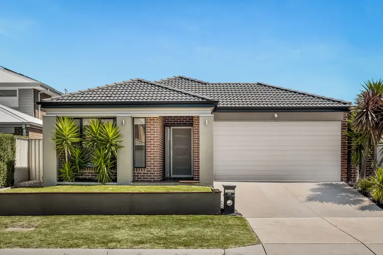 39 Warbler Street, Pakenham VIC 3810