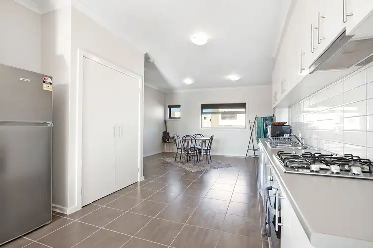 24 Swagman Walk, Wollert VIC 3750