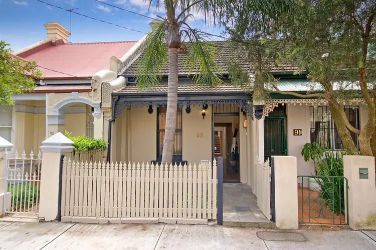93 Albion Street