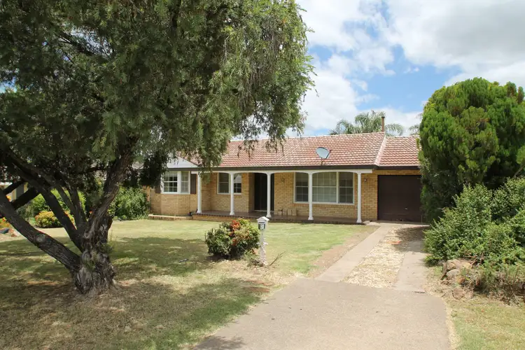 50 Nowland Avenue, Quirindi NSW 2343