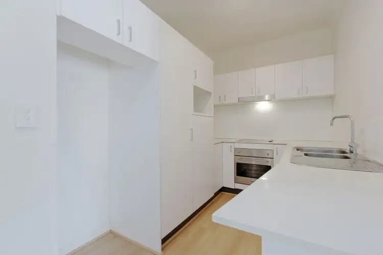 Fifth view of Homely unit listing, 2/2 Davies Street, Northbridge WA 6003